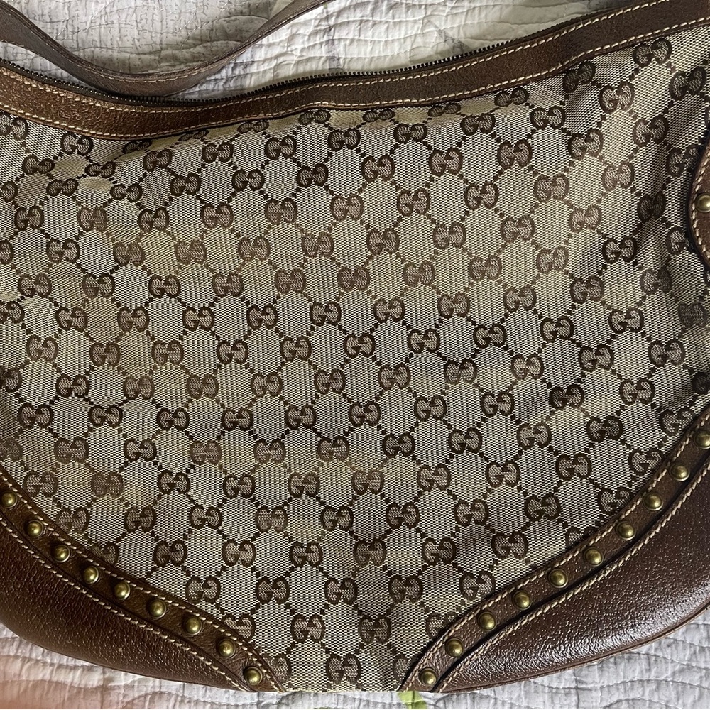 Authentic Vintage Gucci Crossbody Bag - Picture 8 of 16